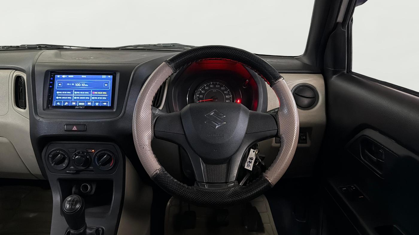 2020 Maruti New Wagon-R LXI 1.0, Petrol, Manual, 20,484 km, Steering Wheel Close Up
