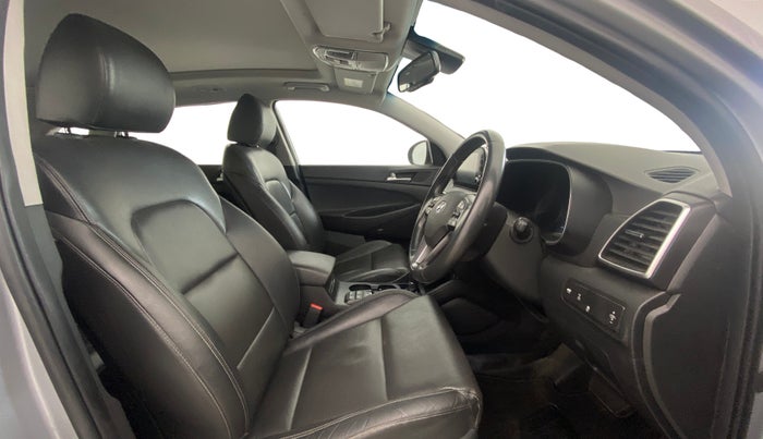 2020 Hyundai Tucson GLS 4WD AT DIESEL, Diesel, Automatic, 78,370 km, Right Side Front Door Cabin