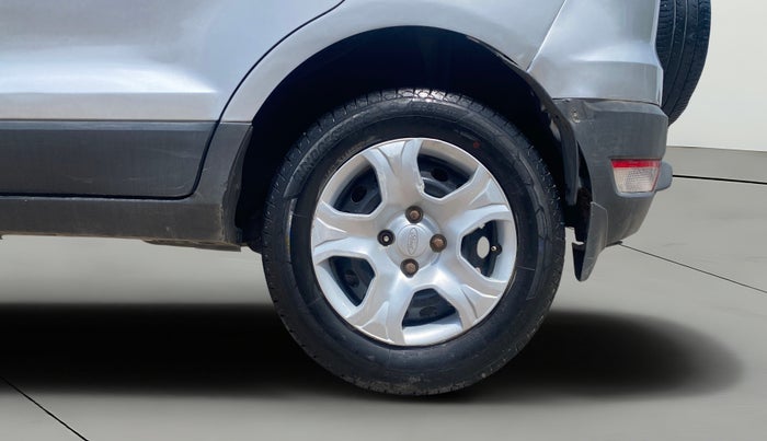 2016 Ford Ecosport AMBIENTE 1.5L PETROL, Petrol, Manual, 1,00,605 km, Left Rear Wheel