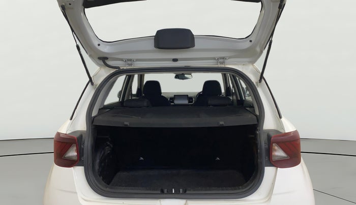 2020 Hyundai VENUE SX PLUS 1.0 TURBO DCT, Petrol, Automatic, 50,570 km, Boot Open Zoomed View