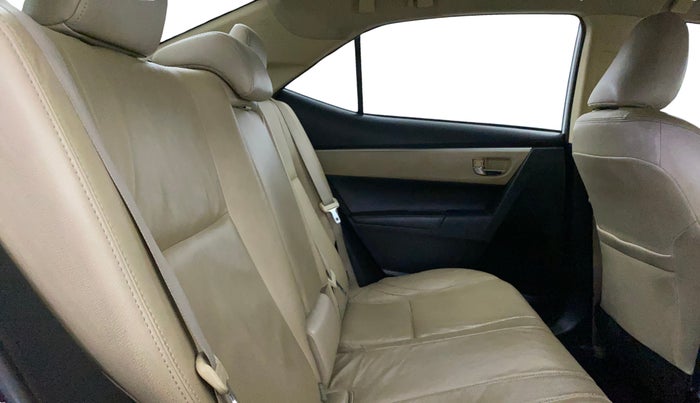 2017 Toyota Corolla Altis VL CVT PETROL, Petrol, Automatic, 99,623 km, Right Side Rear Door Cabin