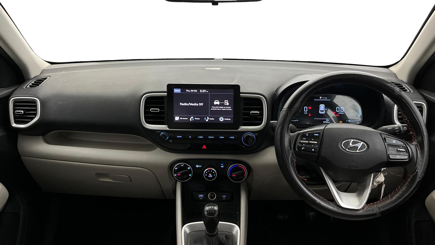 2022 Hyundai VENUE S(O) 1.2, Petrol, Manual, 39,698 km, Dashboard