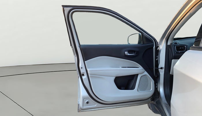 2018 Jeep Compass LIMITED 2.0 DIESEL, Diesel, Manual, 77,274 km, LHS Front Door