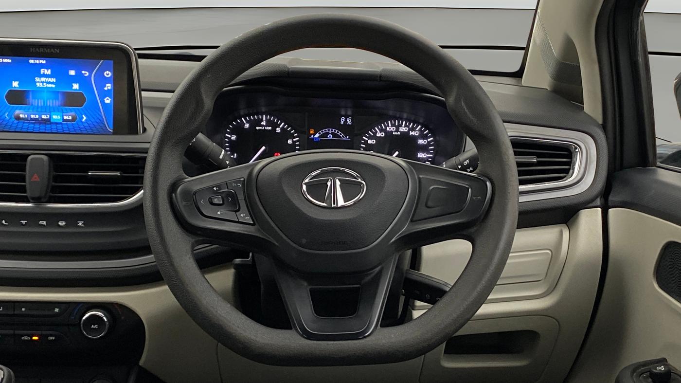 2022 Tata ALTROZ XM PLUS PETROL, Petrol, Manual, 58,379 km, Steering Wheel Close Up