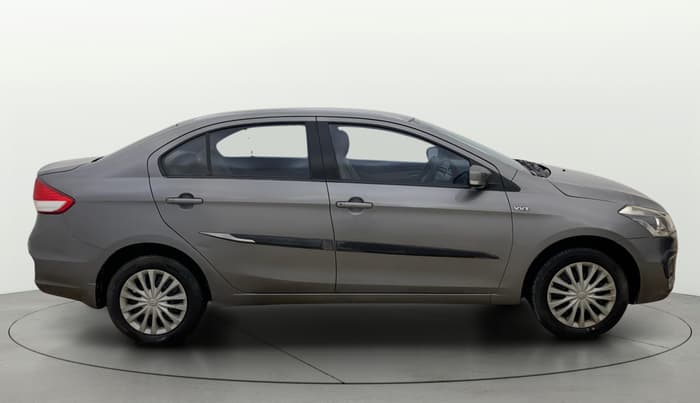 2017 Maruti Ciaz VXI+, Petrol, Manual, 1,17,029 km, Right Side View