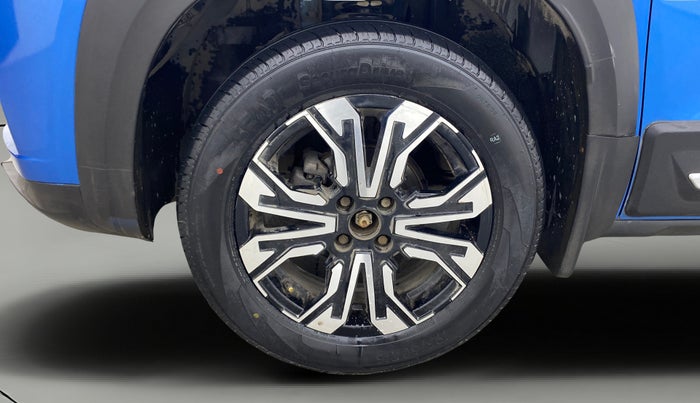 2022 Renault Kiger RXT (O) AMT DUAL TONE, Petrol, Automatic, 55,801 km, Left Front Wheel