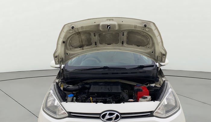 2016 Hyundai Xcent SX 1.2, Petrol, Manual, 1,12,065 km, Open Bonet