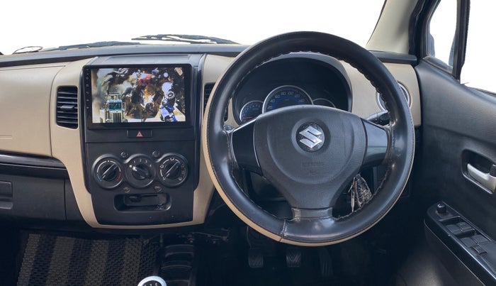2018 Maruti Wagon R 1.0 VXI+ (O) MT, Petrol, Manual, 77,293 km, Steering Wheel Close Up