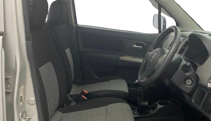 2012 Maruti Wagon R 1.0 LXI, Petrol, Manual, 1,18,766 km, Right Side Front Door Cabin