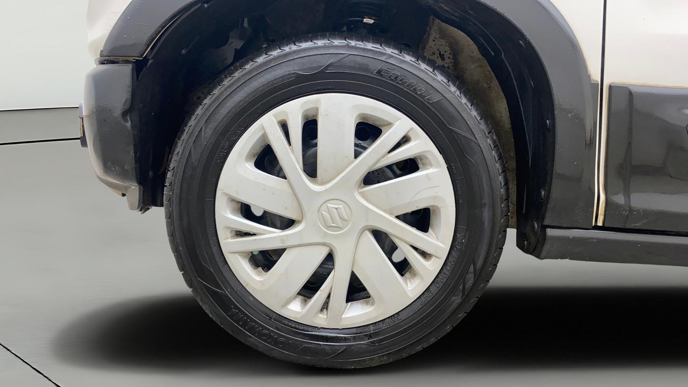 2021 Maruti S PRESSO VXI PLUS AMT, Petrol, Automatic, 1,17,149 km, Left Front Wheel