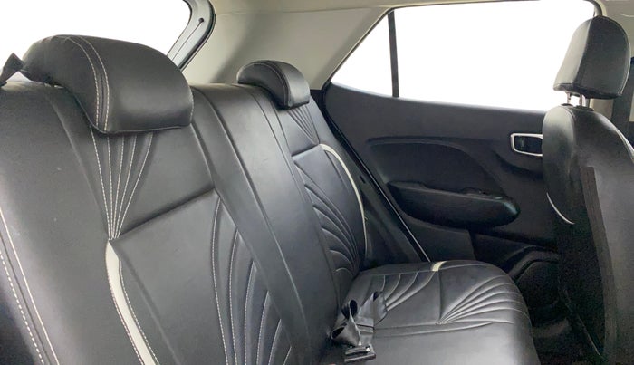 2021 Hyundai VENUE SX 1.0 TURBO IMT, Petrol, Manual, 25,829 km, Right Side Rear Door Cabin