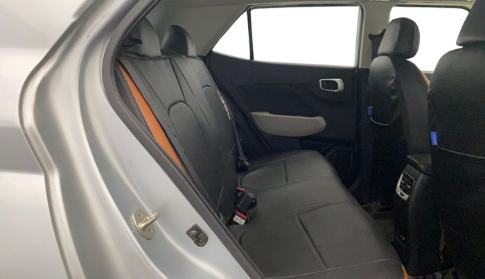 2023 Hyundai VENUE S(O) 1.2, Petrol, Manual, 79,410 km, Right Side Rear Door Cabin