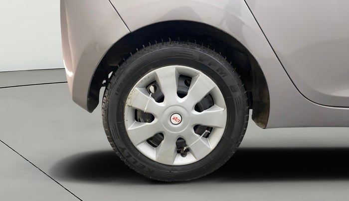 2013 Hyundai Eon MAGNA +, Petrol, Manual, 93,032 km, Right Rear Wheel