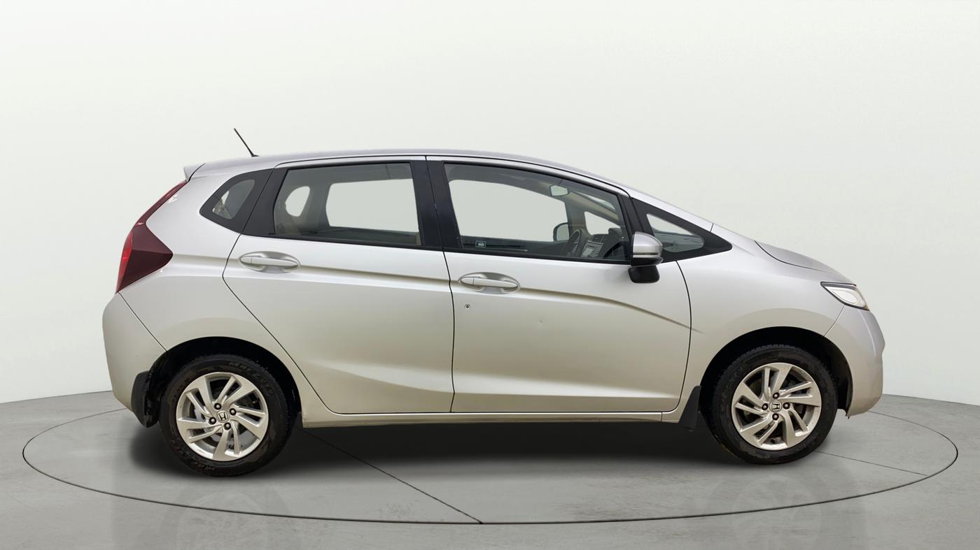 2017 Honda Jazz 1.2L I-VTEC V, Petrol, Manual, 62,700 km, Right Side View