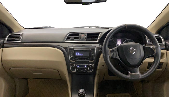 2016 Maruti Ciaz ZXI, Petrol, Manual, 95,555 km, Dashboard