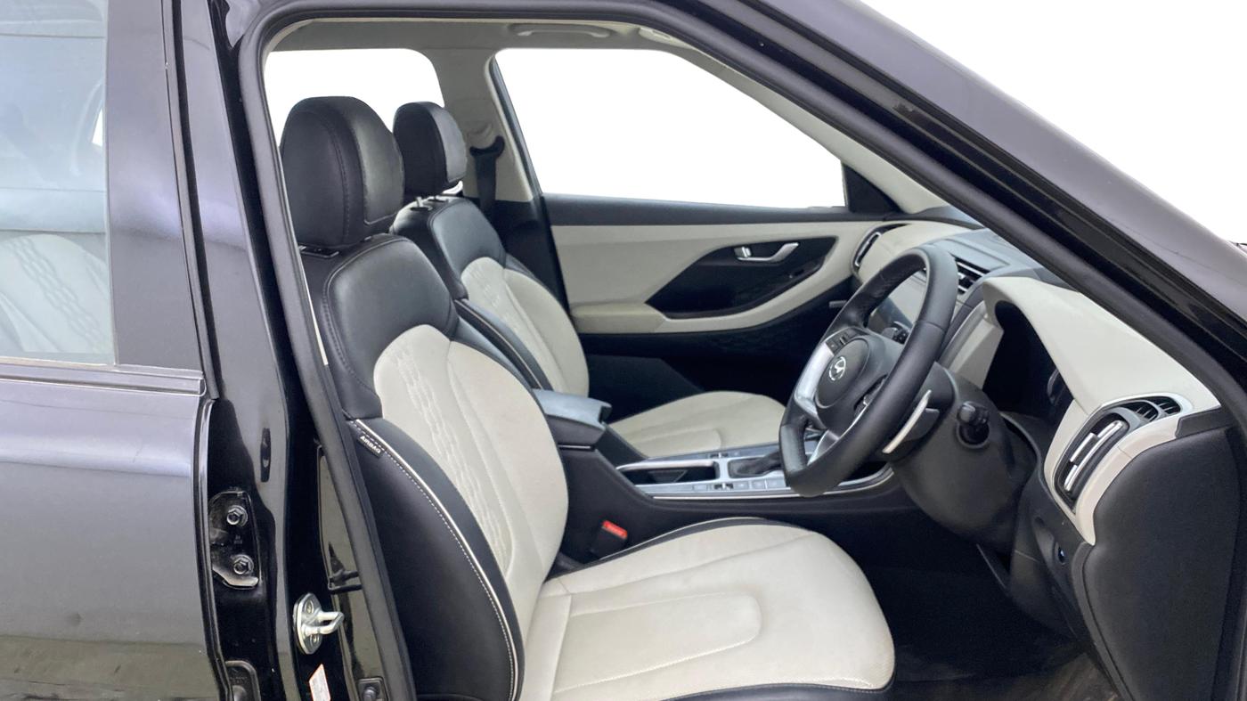 2021 Hyundai Creta SX (O) AT 1.5 DIESEL, Diesel, Automatic, 41,764 km, Right Side Front Door Cabin