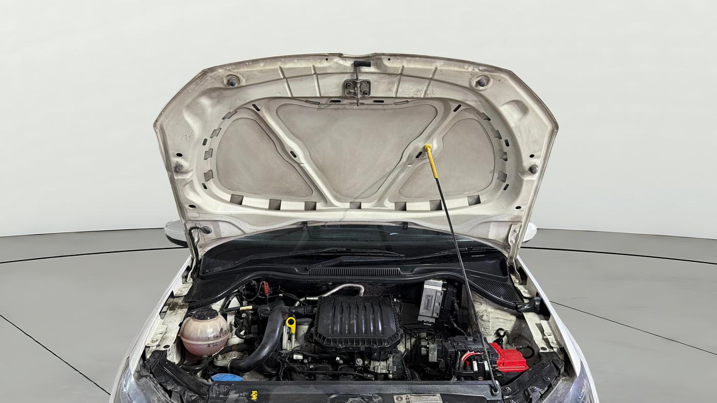 2019 Volkswagen Polo TRENDLINE 1.0L, Petrol, Manual, 48,807 km, Open Bonet