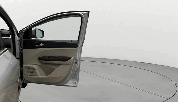 2020 Renault TRIBER RXZ, Petrol, Manual, 32,344 km, RHS Front Door