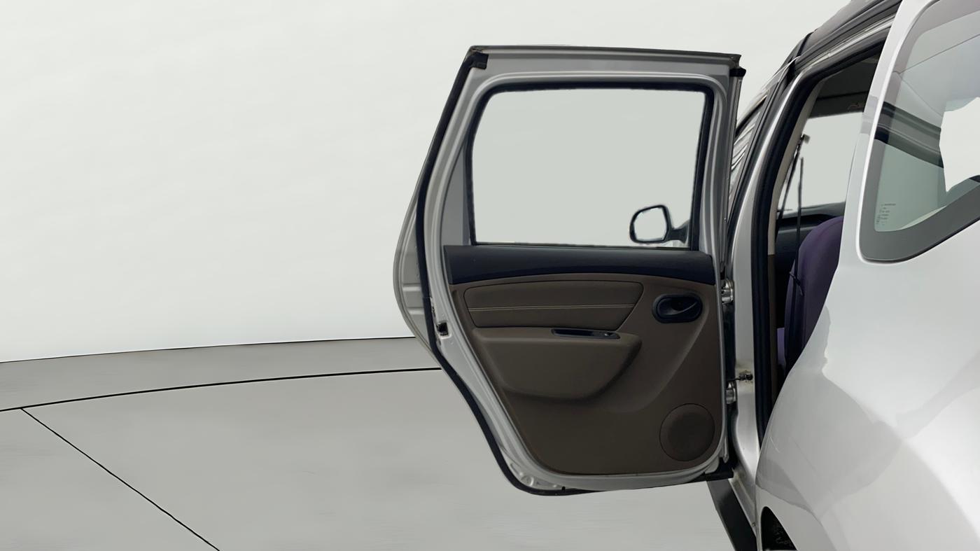 2017 Renault Duster RXL PETROL, Petrol, Manual, 42,541 km, LHS Rear Door
