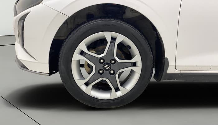 2023 Hyundai NEW I20 SPORTZ 1.2 MT, Petrol, Manual, 34,104 km, Left Front Wheel