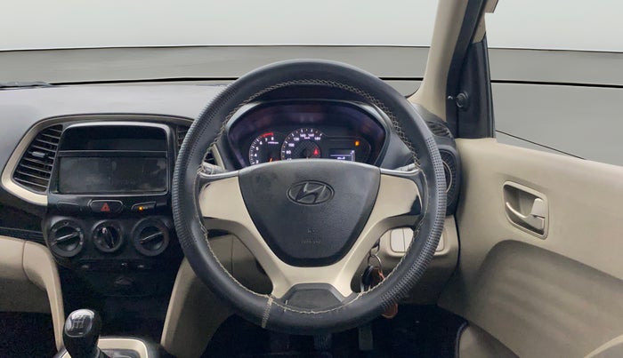 2019 Hyundai NEW SANTRO MAGNA, Petrol, Manual, 60,680 km, Steering Wheel Close Up