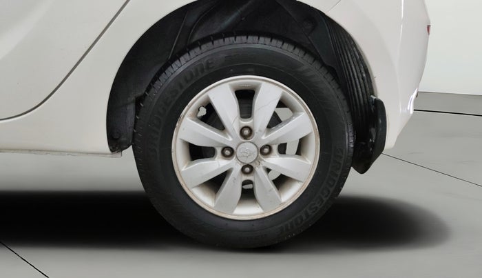 2013 Hyundai i20 SPORTZ 1.2, Petrol, Manual, 79,644 km, Left Rear Wheel