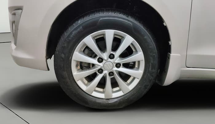 2013 Maruti Ertiga ZXI, Petrol, Manual, 59,431 km, Left Front Wheel