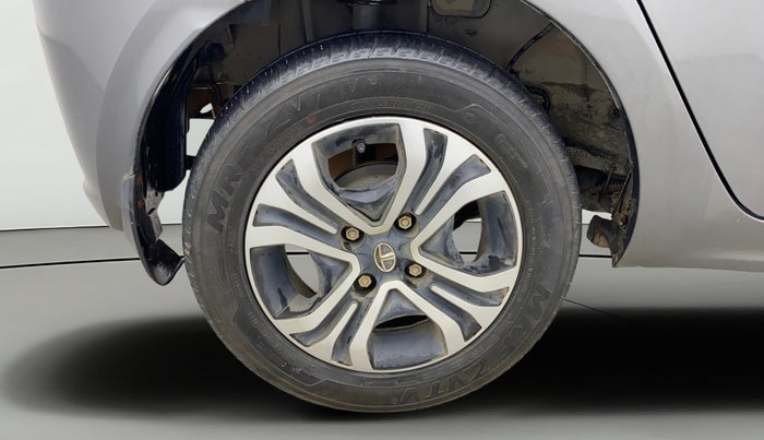 2023 Tata Tiago XT PETROL, Petrol, Manual, 30,028 km, Right Rear Wheel