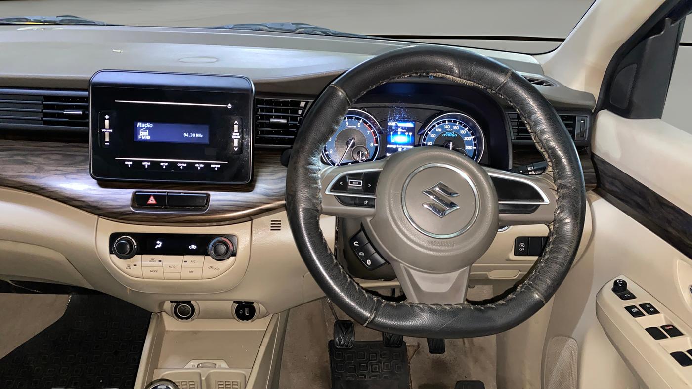 2019 Maruti Ertiga ZXI SHVS, Petrol, Manual, 59,693 km, Steering Wheel Close Up
