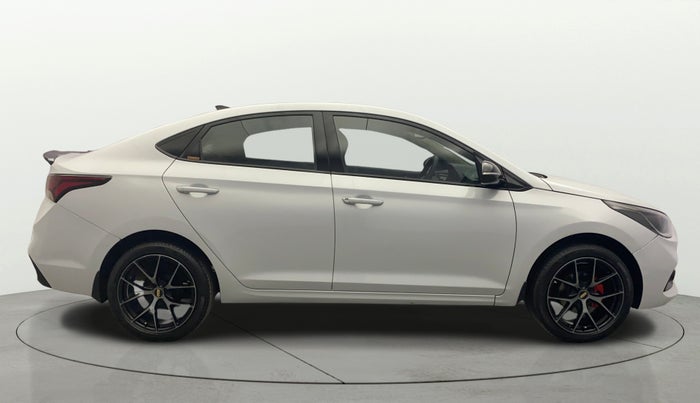 2018 Hyundai Verna 1.6 VTVT SX, Petrol, Manual, 58,349 km, Right Side View