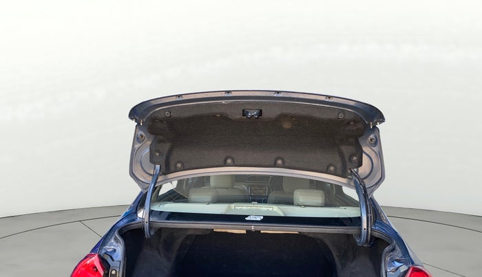 2018 Maruti Ciaz ALPHA  AT 1.5 SHVS PETROL, Petrol, Automatic, 55,077 km, Boot Door Open