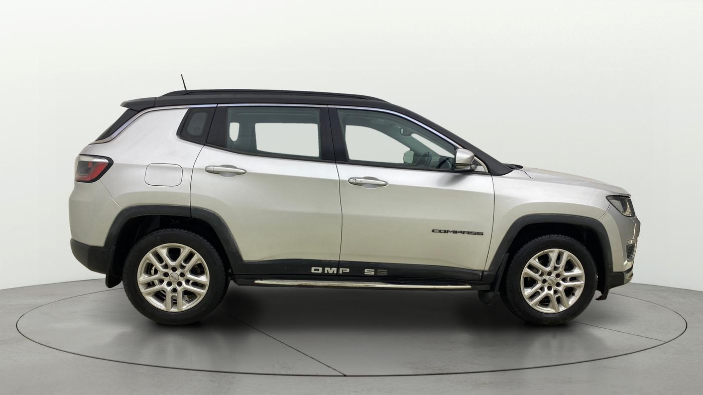 2017 Jeep Compass LIMITED (O) 2.0 DIESEL, Diesel, Manual, 1,15,974 km, Right Side View
