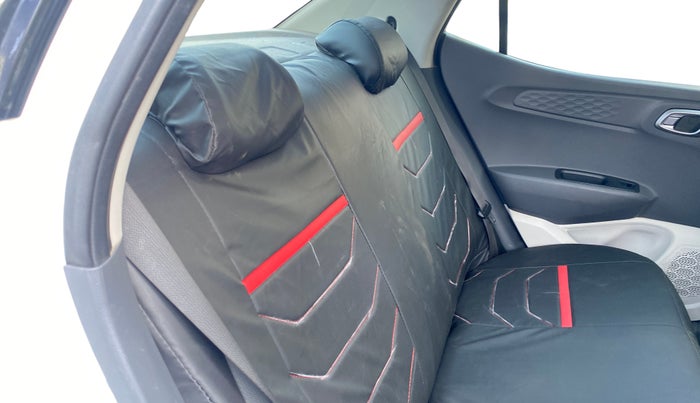 2020 Hyundai AURA SX PLUS 1.2 AMT, CNG, Automatic, 1,03,686 km, Right Side Rear Door Cabin