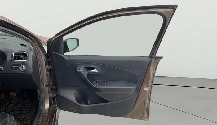 2021 Volkswagen Polo HIGHLINE PLUS 1.0, Petrol, Manual, 38,721 km, RHS Front Door