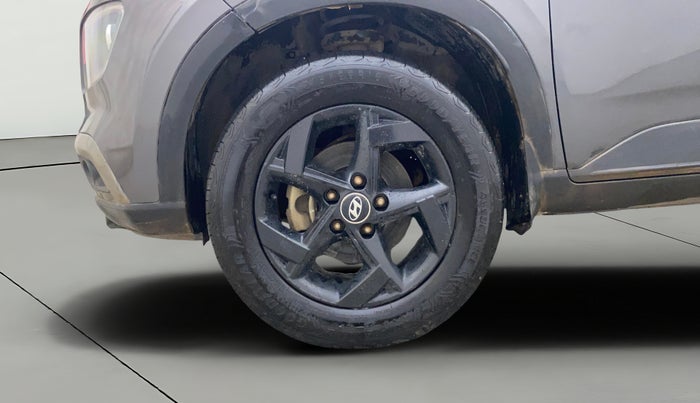 2020 Hyundai VENUE SX 1.5 CRDI, Diesel, Manual, 44,006 km, Left Front Wheel