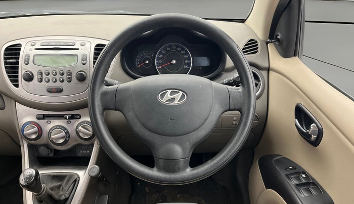 2015 Hyundai i10 SPORTZ 1.1, Petrol, Manual, 40,596 km, Steering Wheel Close Up