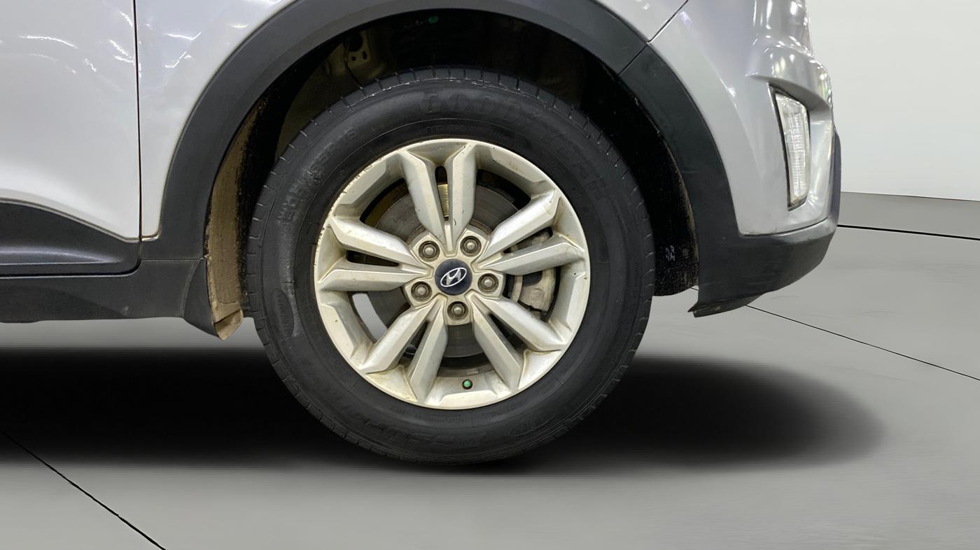 2015 Hyundai Creta SX PLUS 1.6 PETROL, Petrol, Manual, 95,740 km, Right Front Wheel