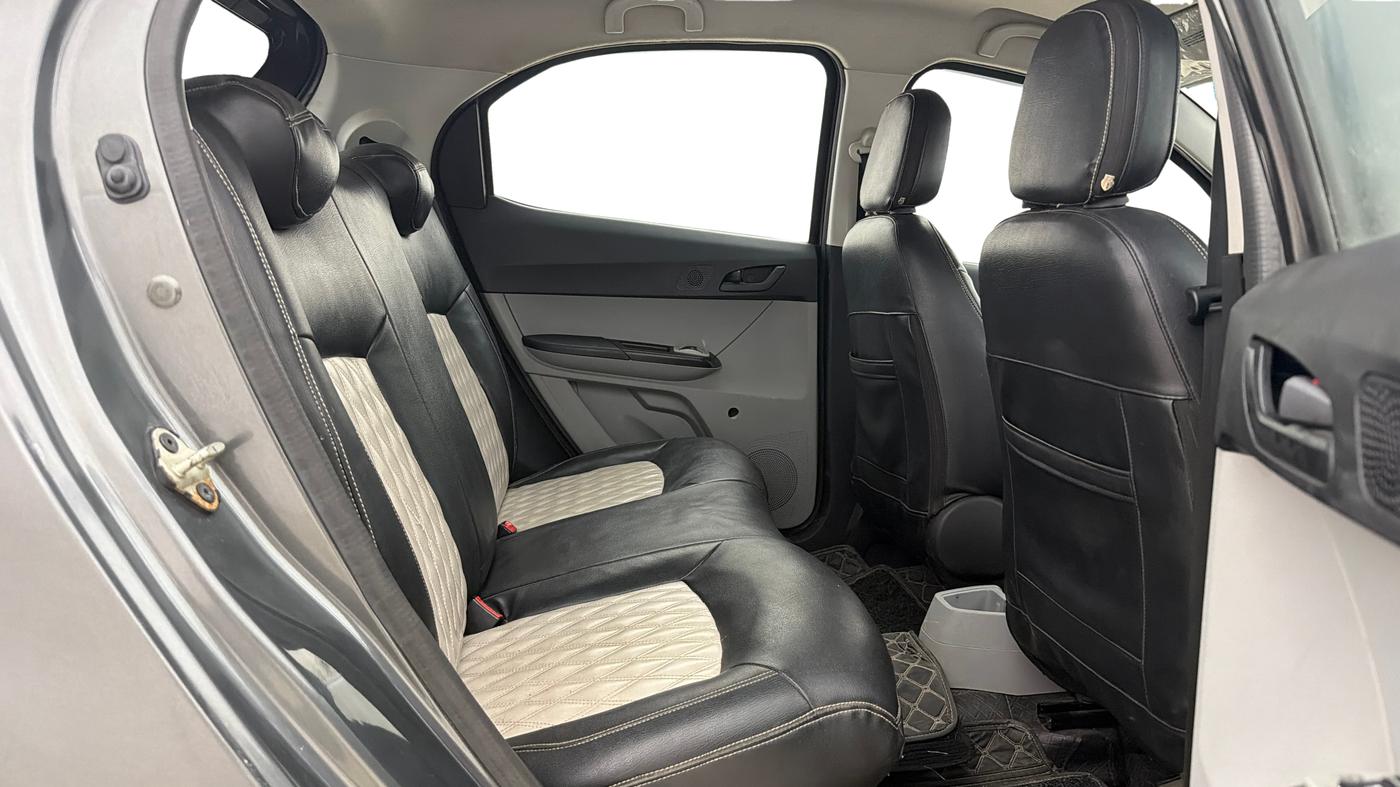 2021 Tata Tiago XE PETROL, Petrol, Manual, 28,868 km, Right Side Rear Door Cabin