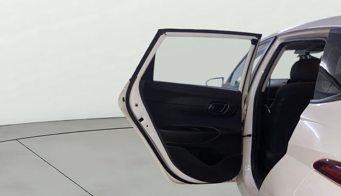 2020 Hyundai NEW I20 MAGNA 1.2 MT, Petrol, Manual, 67,908 km, LHS Rear Door