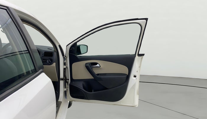 2012 Volkswagen Polo TRENDLINE 1.2L PETROL, Petrol, Manual, 87,331 km, RHS Front Door