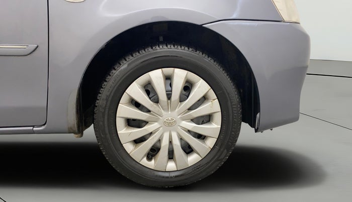 2013 Toyota Etios G, Petrol, Manual, 82,968 km, Right Front Wheel