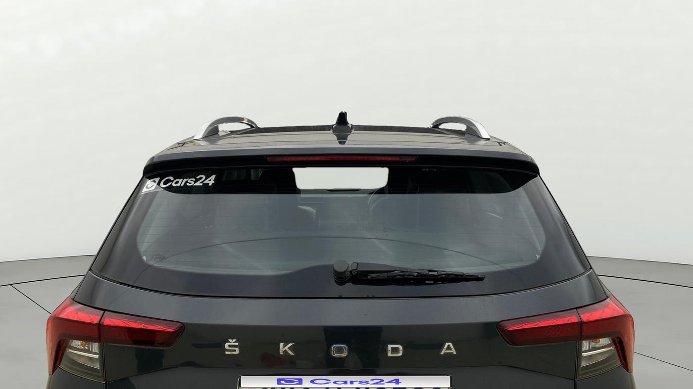 2022 Skoda KUSHAQ AMBITION 1.0L TSI AT, Petrol, Automatic, 36,528 km, Rear Windshield