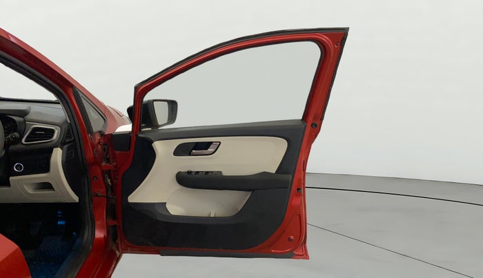 2021 Tata ALTROZ XZ PETROL, Petrol, Manual, 8,394 km, RHS Front Door