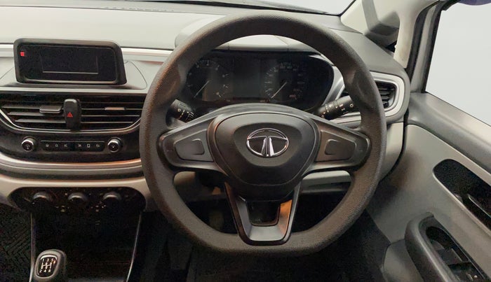 2021 Tata ALTROZ XE PETROL, Petrol, Manual, 36,124 km, Steering Wheel Close Up