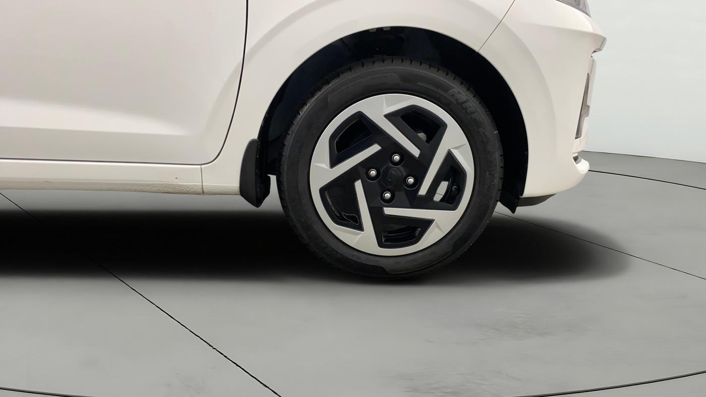 2025 Hyundai GRAND I10 NIOS SPORTZ 1.2 KAPPA VTVT, Petrol, Manual, 1,477 km, Right Front Wheel