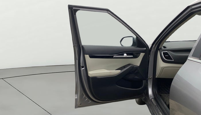 2022 KIA SELTOS HTX 1.5 PETROL, Petrol, Manual, 44,370 km, LHS Front Door