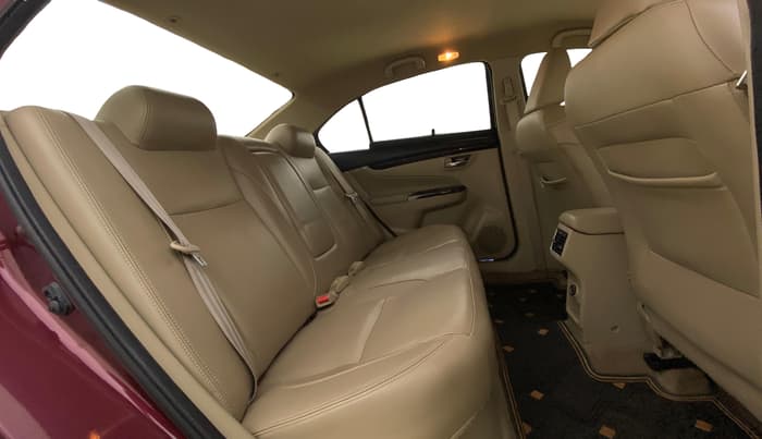 2018 Maruti Ciaz ALPHA  AT 1.4  PETROL, Petrol, Automatic, 33,118 km, Right Side Rear Door Cabin