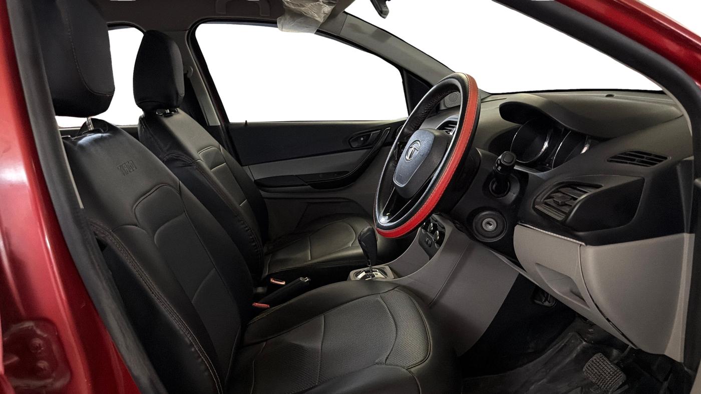 2019 Tata Tiago XZA PETROL, Petrol, Automatic, 44,975 km, Right Side Front Door Cabin