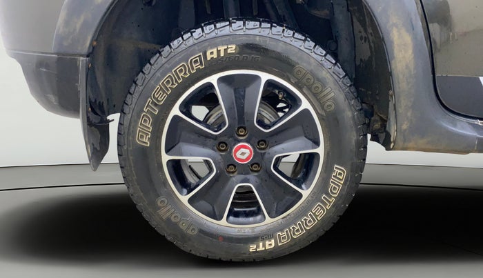 2017 Renault Duster RXS CVT, Petrol, Automatic, 68,204 km, Right Rear Wheel