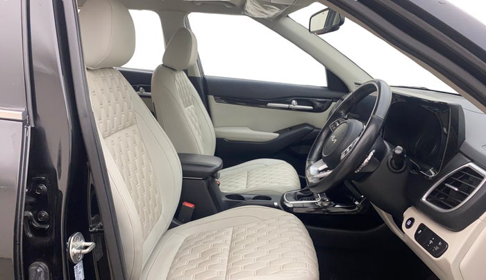 2022 KIA SELTOS HTX 1.5 DIESEL AT, Diesel, Automatic, 93,379 km, Right Side Front Door Cabin